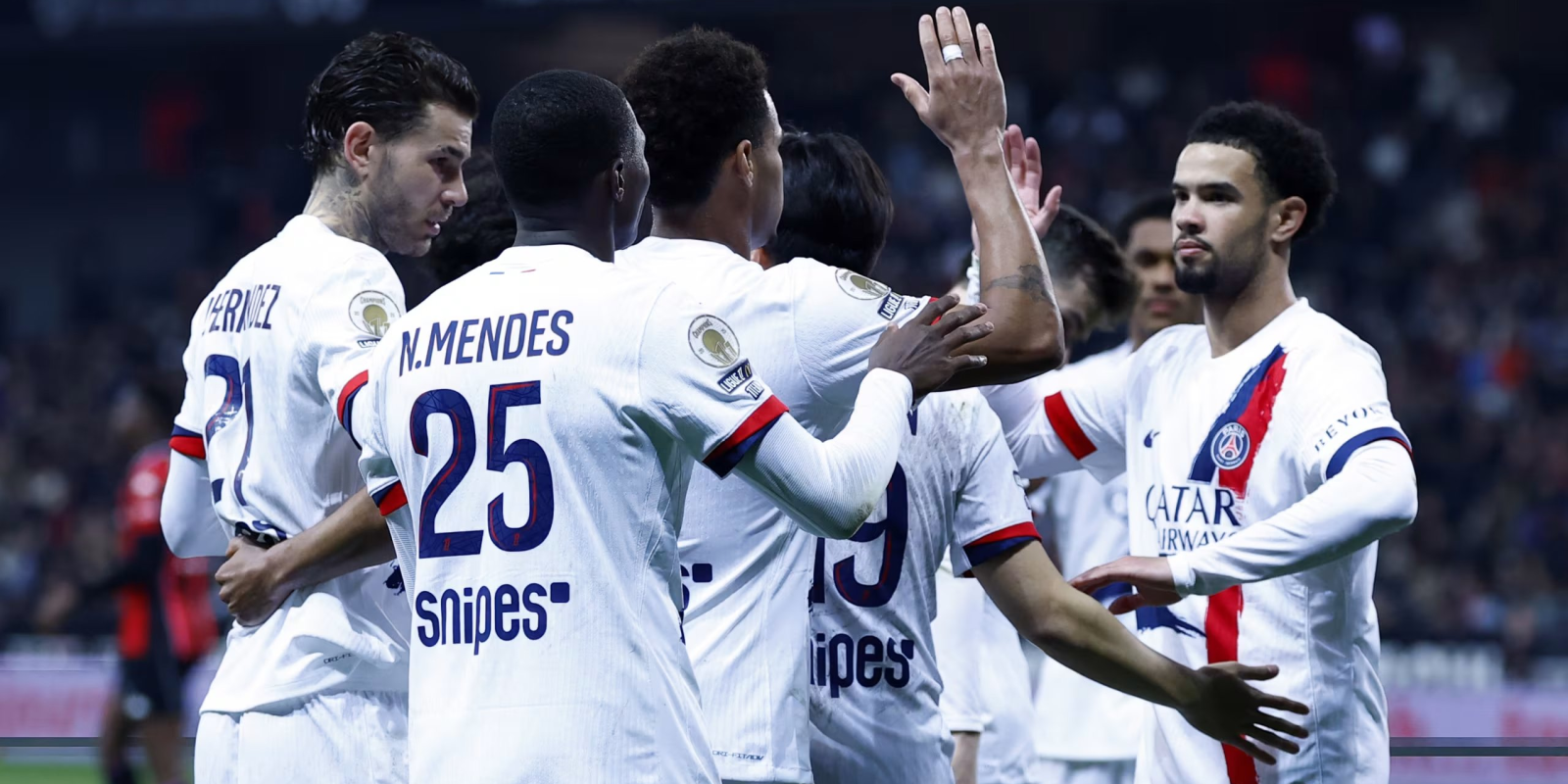 تشكيلة باريس سان جيرمان الرسمية للقاء بايرن ميونخ