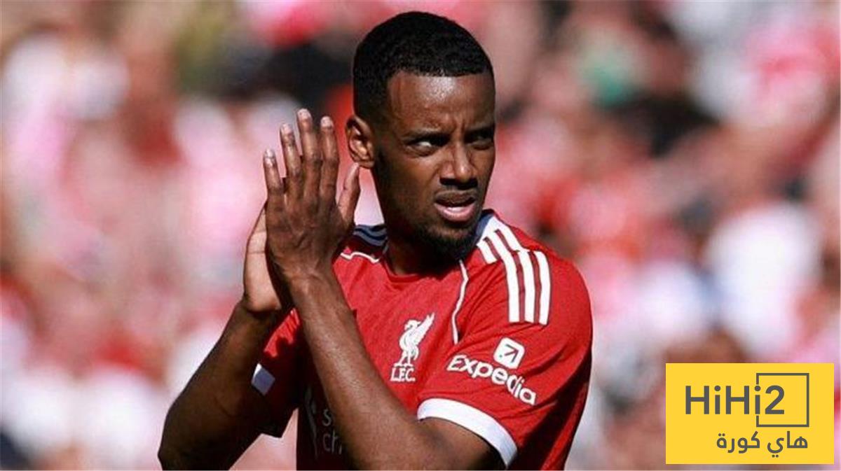 تفاصيل إصابة إيزاك مع ليفربول قبل مواجهة مانشستر يونايتد