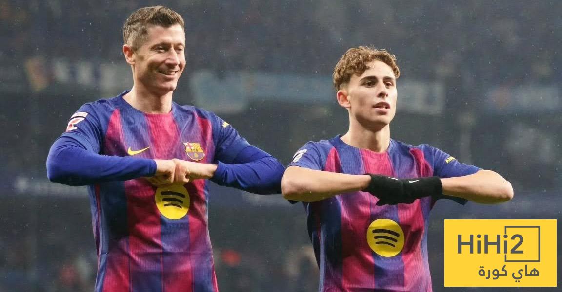 كلمات فيرمين لوبيز لـ ليفاندوفسكي بعد إعلان رحيله عن برشلونة