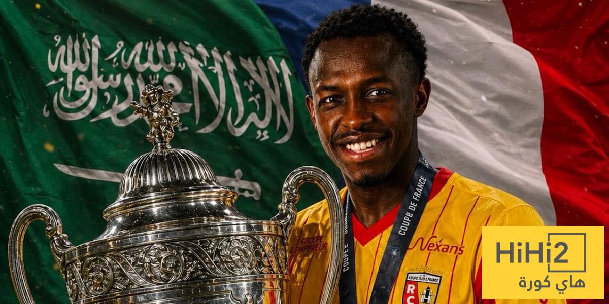 من مقاعد روما إلى رفع الكأس في فرنسا … سعود عبد الحميد يصنع قصته بنفسه