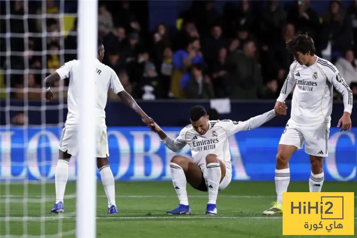 سيبايوس يقترب من الرحيل عن ريال مدريد إلى الدوري الهولندي