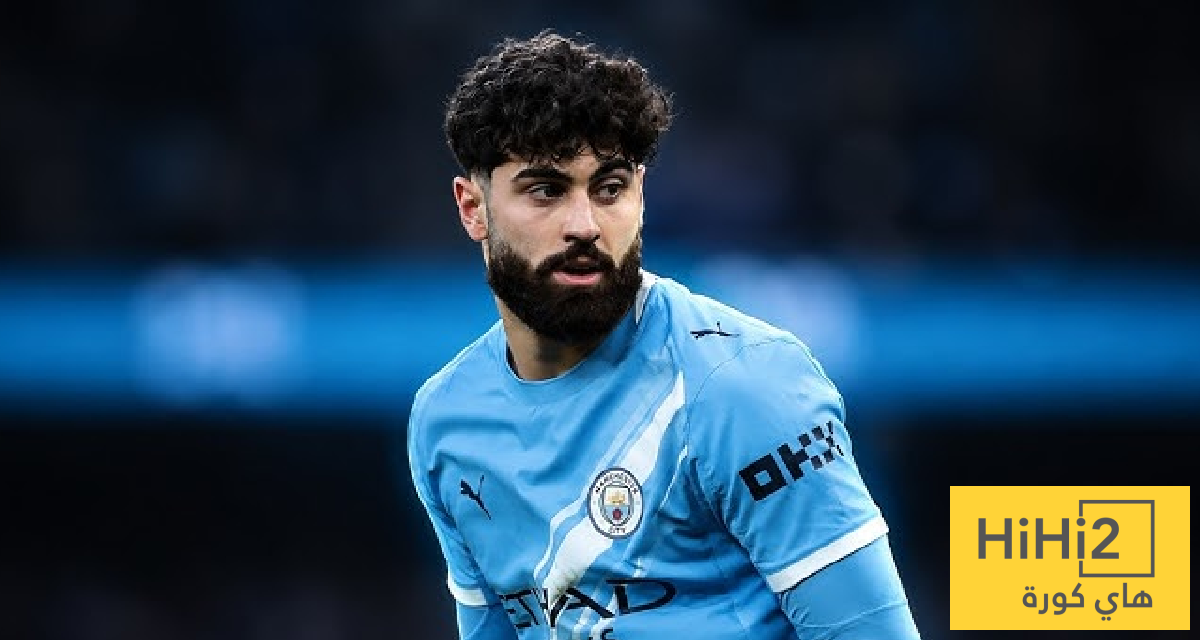مانشستر سيتي يستهدف التجديد لغفارديول