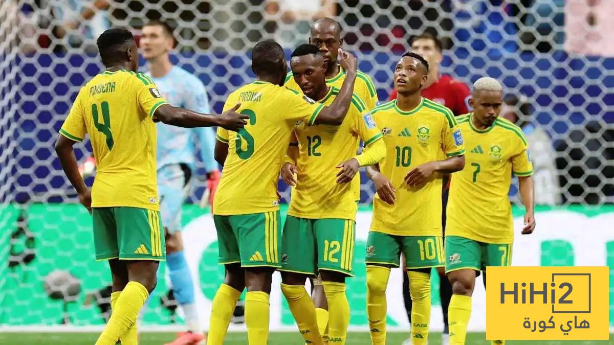 هدايا ثمينة للاعبي جنوب إفريقيا بعد التعادل مع التشيك في المونديال
