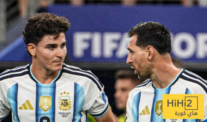 موقع الملاعب : ألفاريز استشار ميسي قبل اتخاذ موقفه من برشلونة