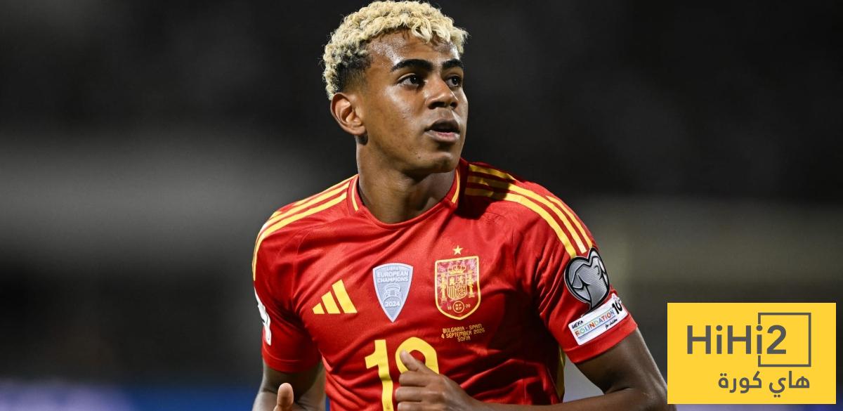 لاعب اسبانيا يدافع عن لامين يامال