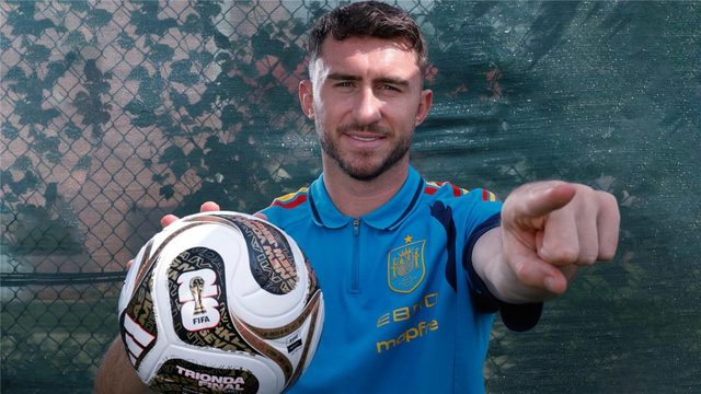 بديل لابورت يطرق باب برشلونة