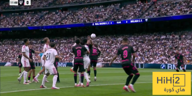 هل استحق ريال مدريد ركلة جزاء بسبب لمسة يد مدافع مالقا؟