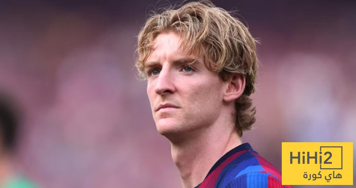 صورة : سر السوار الأبيض الذي لا يفارق جوردون.. ماذا يفعل لاعب برشلونة؟