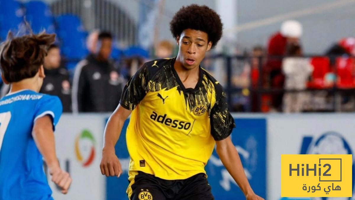 برشلونة يراقب موهبة دورتموند الشابة جاستن إيدوجامن
