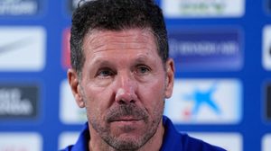 عاجل : تشكيلة اتلتيكو الرسمية لمواجهة ريال مدريد في الديربي.. موقف الفاريز