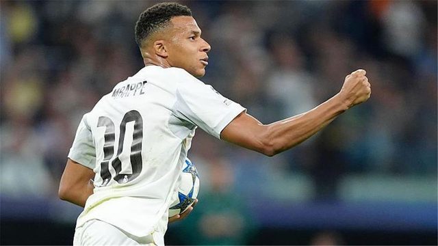مبابي لاعب اناني ..!